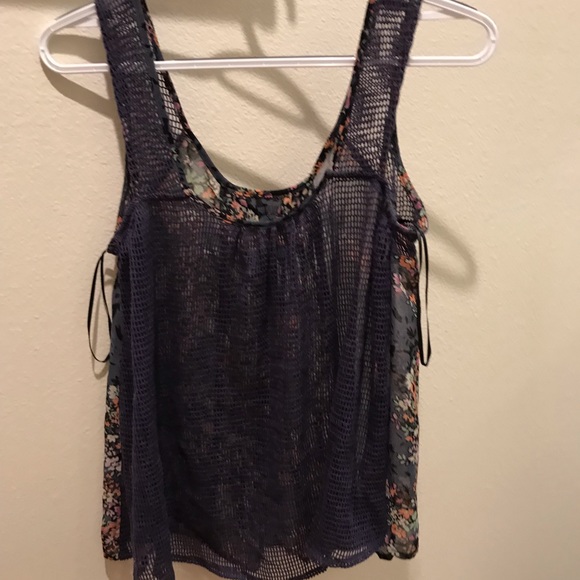 tops - Picture 5 of 8